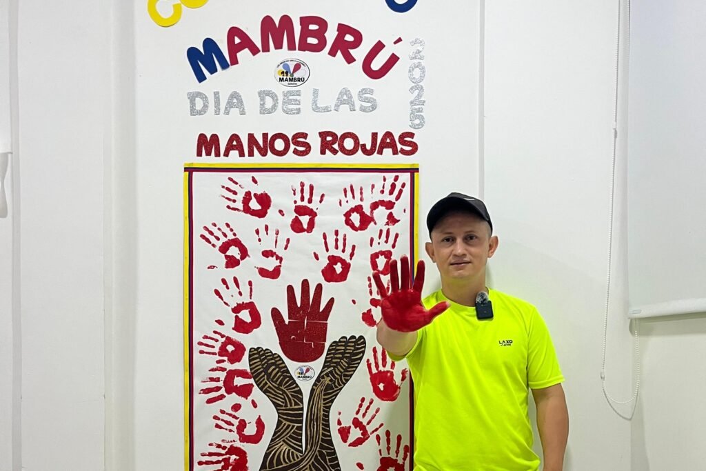 Conmemoración del Día de las Manos Rojas